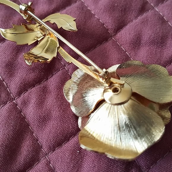 Beautiful Vintage Gold Rose Pin - Picture 5 of 5